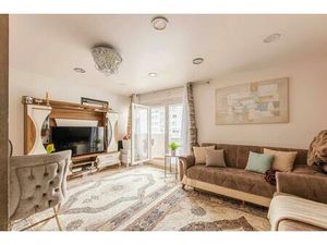 Appartement de 3 pièces de 67 m2 en vente à Aubervilliers (Avec Cave et parking)