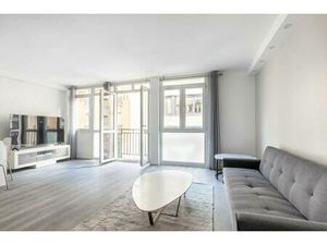 Appartement traversant de +75m2 à Paris 17