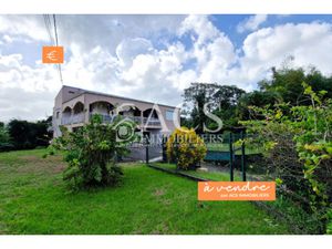 À vendre : Belle maison familiale avec vue mer et campagne 