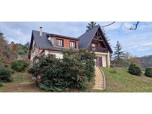 Propriété de charactère  jardin et vue panoramique