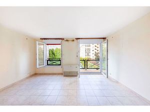 PARIS 15E - SAINT CHARLES