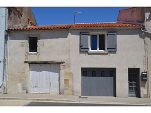 Appartement T1 en très bon état.