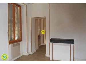 Vente maison 5 pièces 110 m² Ainay-le-Château (03360)