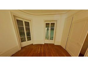 APPARTEMENT 2 PIECES // LYON 1