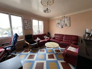 Maison avec garage et jardin à FLEURANCE