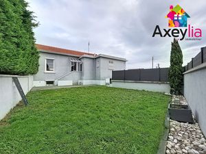 A VENDRE - ROANNE PROCHE CENTRE VILLE - MAISON RÉNOVÉE AVEC TROIS CHAMBRES   GARAGE ET TER