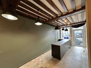 Local commercial Caen place Saint-Sauveur