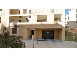 Location garage 12 m² à Aix-en-Provence (13090)