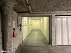 Parking - Box 28m²