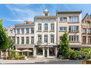 Uniek handelspand met triplex en garage