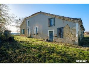 Maison de 383 m2 à finir de rénover  avec de magnifiques vues panoramiques