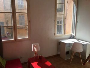 Location appartement 1 pièce 20 m² à Aix-en-Provence (13080)