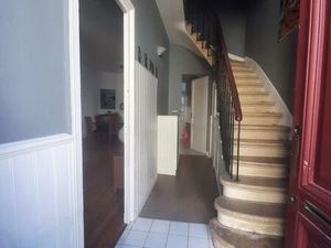 Maison de ville meublee 3ch coeur de.saint genes