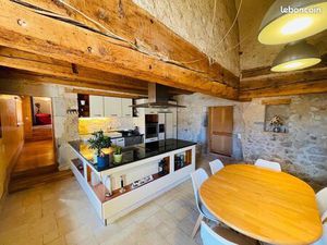 Location appartement 140 m2  3 chambres