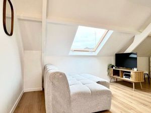 Appartement 2 pièces meublé – Entièrement refait à neuf – Lumineux – Proche gare