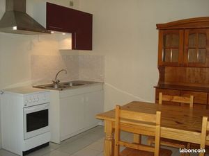 T1 - Saint Geniez d'Olt