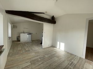 Location Appartement 2 pièces 30m² BARBEZIEUX ST HILAIRE 16300