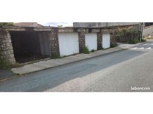 Garage de 5.5 m x 3.0 m centre LE BOUPERE