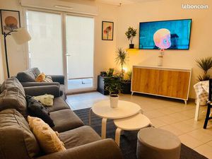Location meublée T3 tout confort – 67 m² avec terrasse et parking privatif