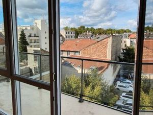 Centre Erlon_T2 sur cour RÉCENT 43m²+Balcon Filant+Parking+Cave
