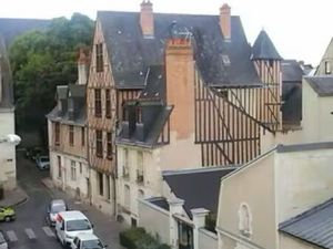 T4 lumineux  colocation CHU Bret  Clocheville APL