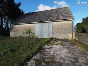 Recherche Hangar ou grange