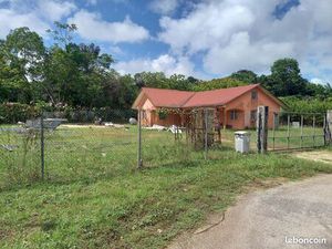 Loue villa T4 sur terrain spacieux