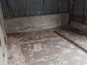 A louer local individuel de 10 m2 pour meubles