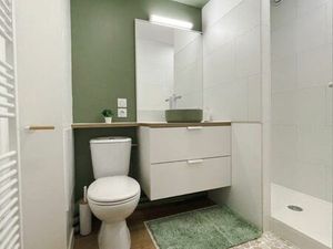 Studio à 5min du centre de Poitiers / parking