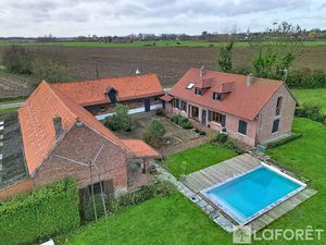 Maison T6 près de STEENWERCK à vendre