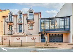 Vente maison 6 pièces 198 m² Châtelaillon-Plage (17340)