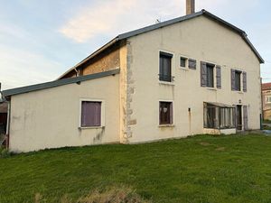Vente maison 8 pièces  228.00m²  Lalœuf