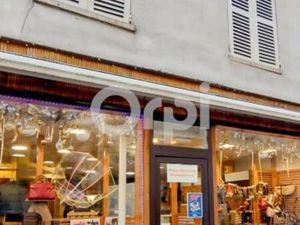 Achat Local commercial 80m² SENLIS 60300