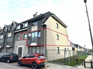 Instapklaar 2-slpk appartement met zonnig terras en autostaanplaats  hartje Veldegem