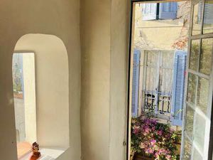 Vente Appartement 3 pièces au Castellet (83330) : à vendre 3 pièces / 98m² Le Castellet