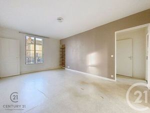 Appartement F4 à vendre - 4 pièces - 81 94 m2 - Nemours - 77 - ILE-DE-FRANCE