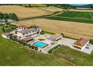 Stunning country property with guest annexes  garaging  pool and land