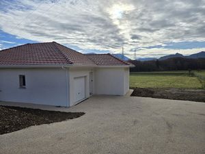 VARCES LIMITE CLAIX - VILLA NEUVE DE TYPE T4 DE 86 M2 SUR TE