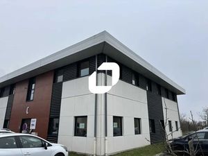 A LOUER  Petites surfaces - parc tertiaire sécurisé