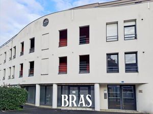 PRIOCHE ZOLA  T2 avec terrasse