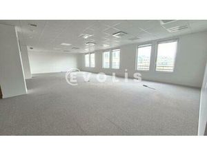 Location Bureau Chessy 77700