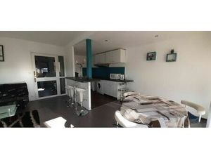 Location appartement 4 pièces 80 m² à Talence (33400)