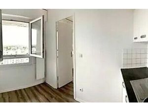 Location appartement 2 pièces 33 m² à Bordeaux (33000)