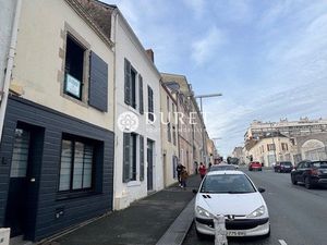 Location Local Professionnel 86m² LA ROCHE SUR YON 85000