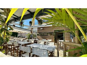 Vente local commercial 7 pièces 130m2 Carqueiranne 83320 - 525000 € - Surface Privée