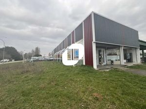 Location Commerce Angerville 91670