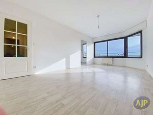 Vente Appartement 2 pièces à La Roche-Sur-Yon Centre Ville (85000) : à vendre 2 pièces / 5