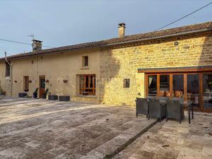 Belle maison rénovée avec jardin