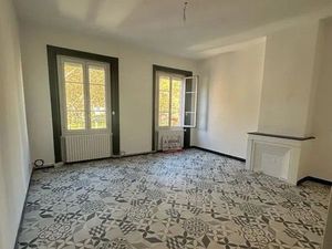 Location appartement 4 pièces 94 m² à Saint-Étienne (42000)