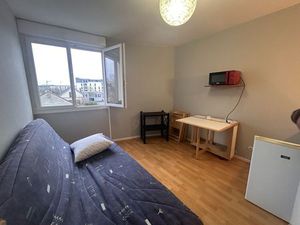 Location appartement 1 pièces 15m2 Reims 51100 - 391 € - Surface Privée